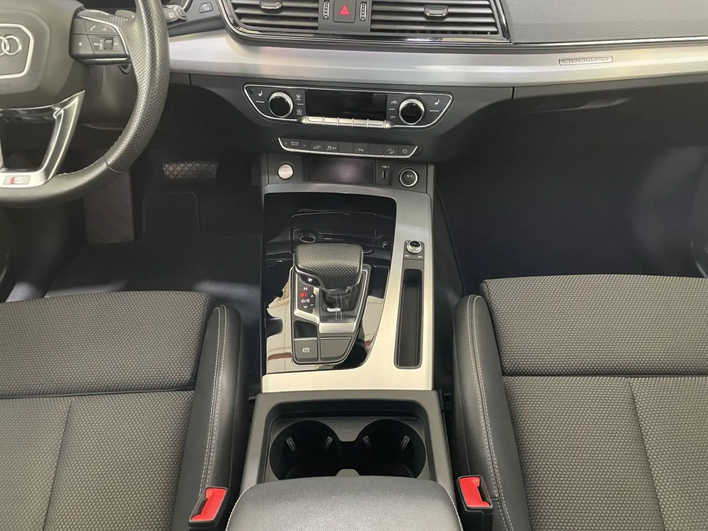 Q5 Sportback 55 TFSI e quatto S tronic S line