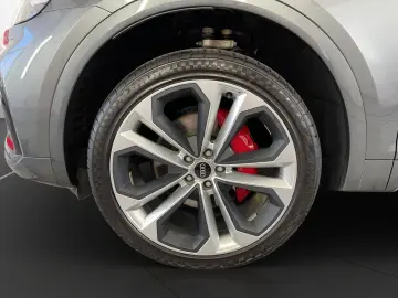 Q5 Sportback 55 TFSI e quatto S tronic S line