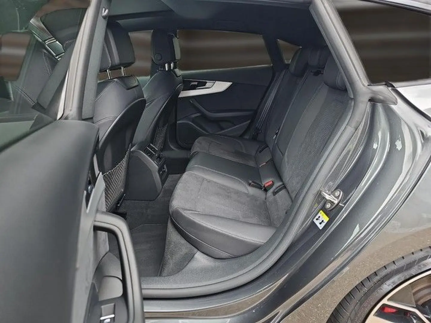 A5 Sportback 40 TFSI qu S line S-tr. AHK Matrix
