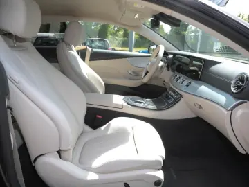 E 220 d Coupé Avantgarde Night Kamera AHK