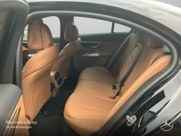 E 220 d Avantgarde Adv./AHK/DISTR/360°/LED/MBUX