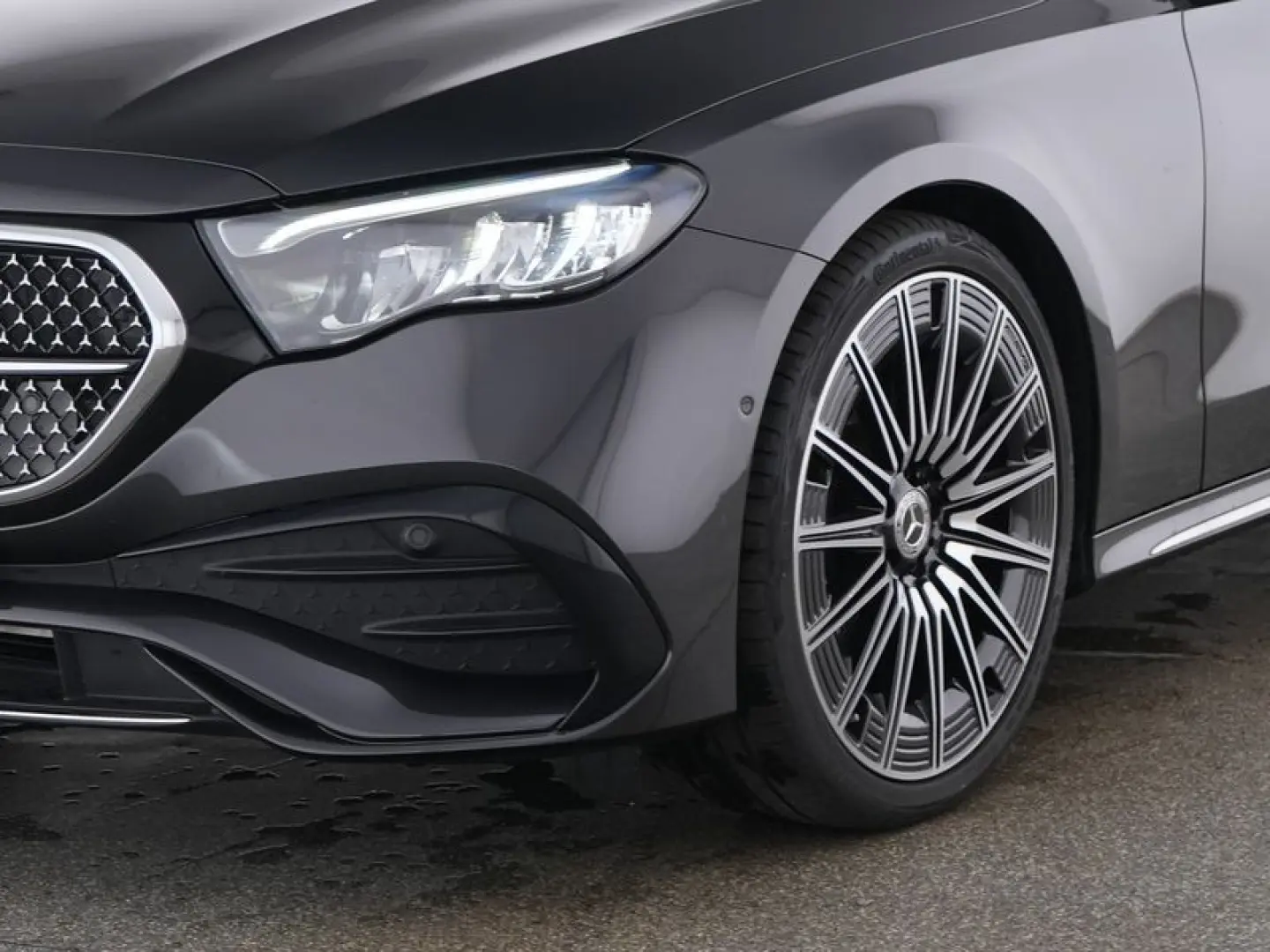 E 220 d AMG-Sport/Super/AHK/Distr/Cam/LED/KlLess