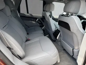 Range Rover SV P615,23-Zoll,AHK,SVO Lack,SV INTR