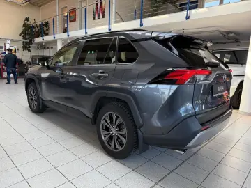 RAV 4 HYBRID-4x4-LED-LEDER-KAMERA-18 ZOLL-28.490