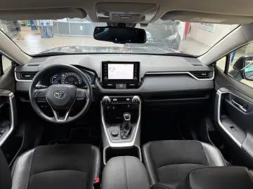 RAV 4 HYBRID-4x4-LED-LEDER-KAMERA-18 ZOLL-28.490