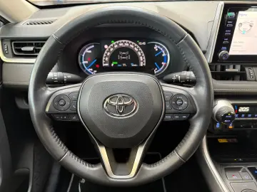 RAV 4 HYBRID-4x4-LED-LEDER-KAMERA-18 ZOLL-28.490