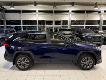 RAV 4 HYBRID-4x4-LED-LEDER-KAMERA-18 ZOLL-29.990