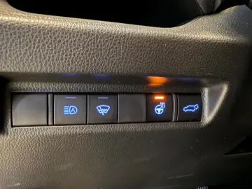 RAV 4 HYBRID-4x4-LED-LEDER-KAMERA-18 ZOLL-29.990