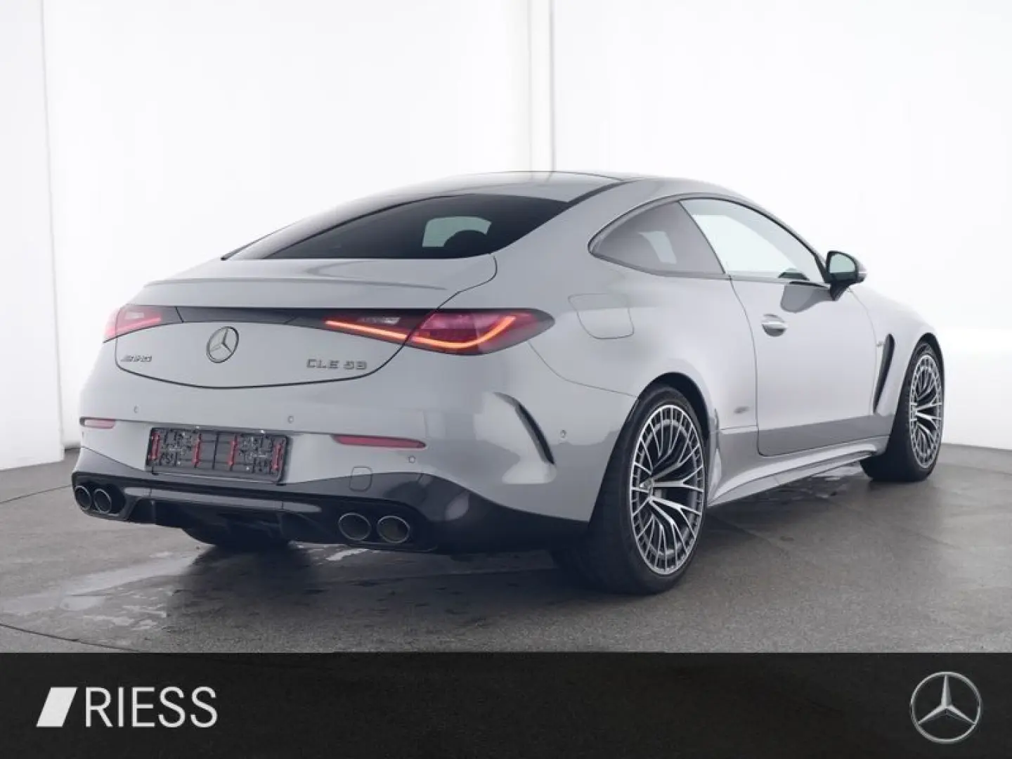 CLE 53 AMG 4M Night Distr Pano AHK HUD Standheiz