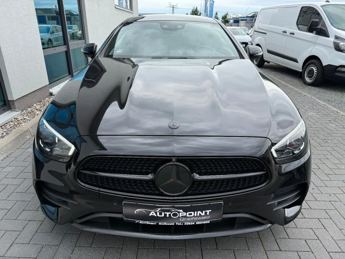 Coupe E400d 4Matic Night Edition AMG LINE VOLL!!