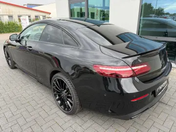 Coupe E400d 4Matic Night Edition AMG LINE VOLL!!