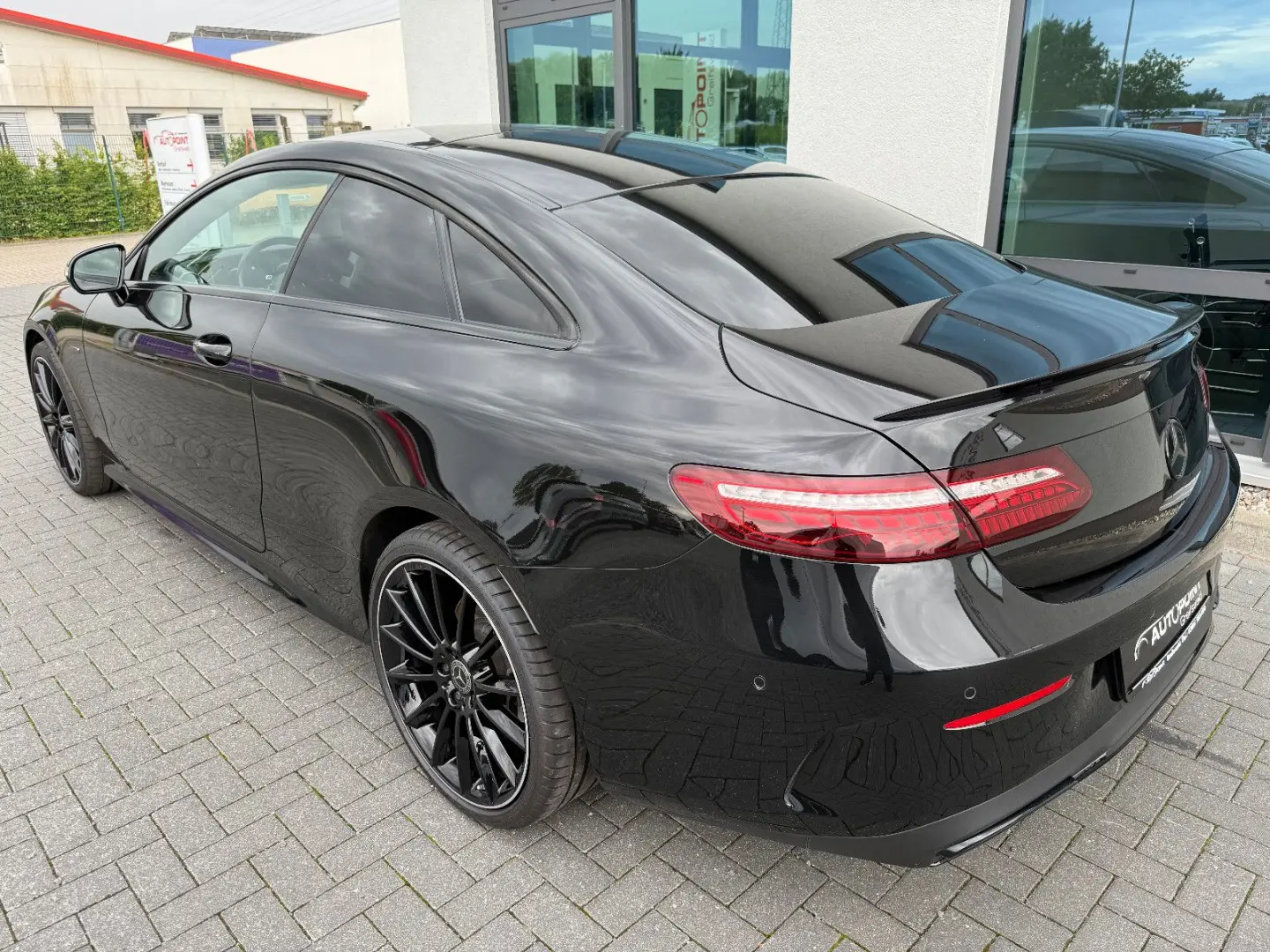 Coupe E400d 4Matic Night Edition AMG LINE VOLL!!