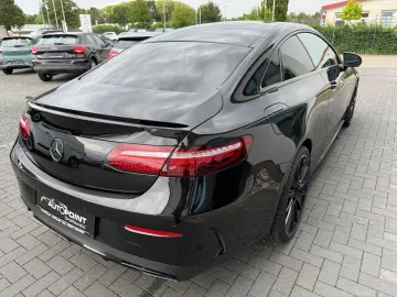 Coupe E400d 4Matic Night Edition AMG LINE VOLL!!