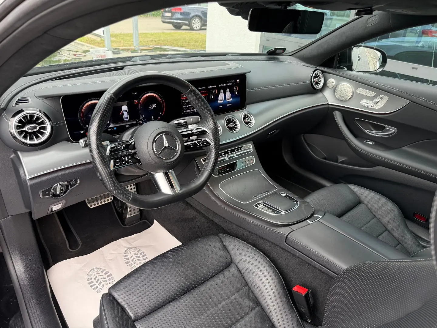 Coupe E400d 4Matic Night Edition AMG LINE VOLL!!