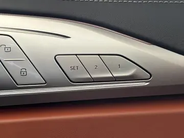 840d xDrive Coupé St.Heiz.Park+.Laser.M Sportp.