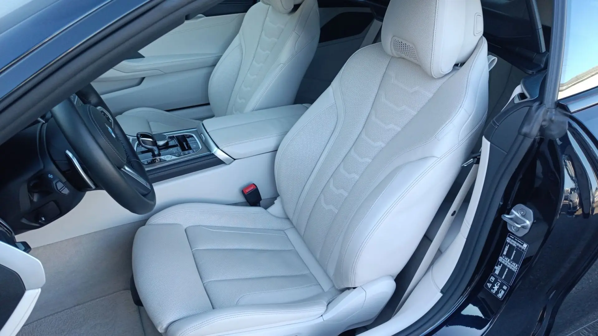 840i xDrive Cabrio Head-Up DAB Aktivlenkung RFK