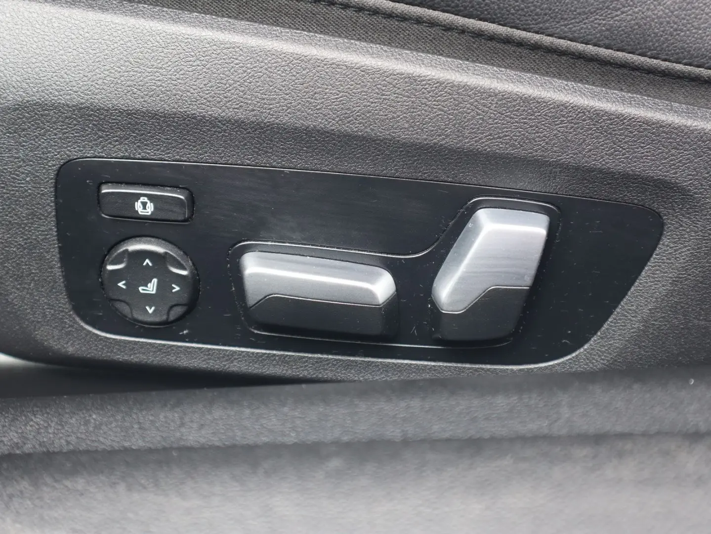 420d Coupe xDrive M Sport Aut. LED Navi Pano