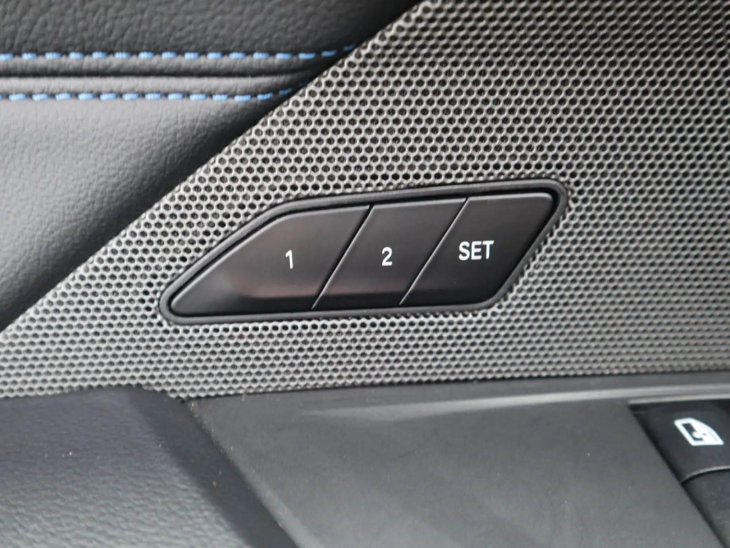 420d Coupe xDrive M Sport Aut. LED Navi Pano