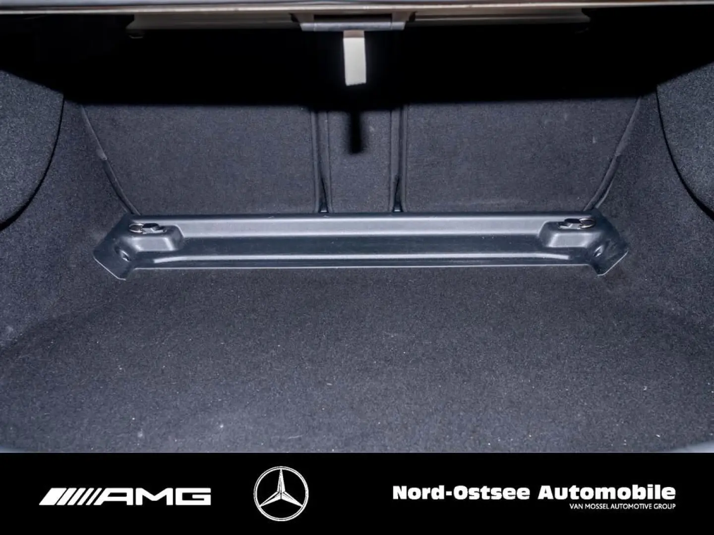 CLE 200 Coupé 4M AMG ADV.+ PANO DISTRO DIG.LIGHT
