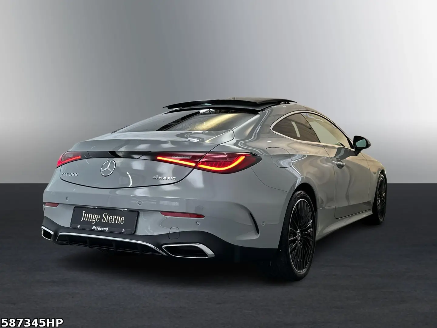 CLE 300 4M AMG Coupé  *Digital Light Panorama