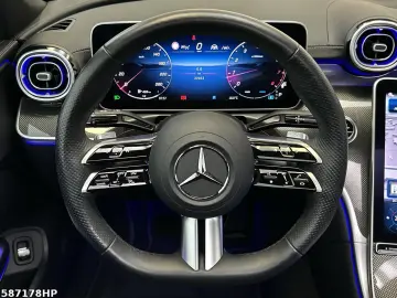 CLE 300 4M Coupe AMG Line Panorama, 360°-Kamera