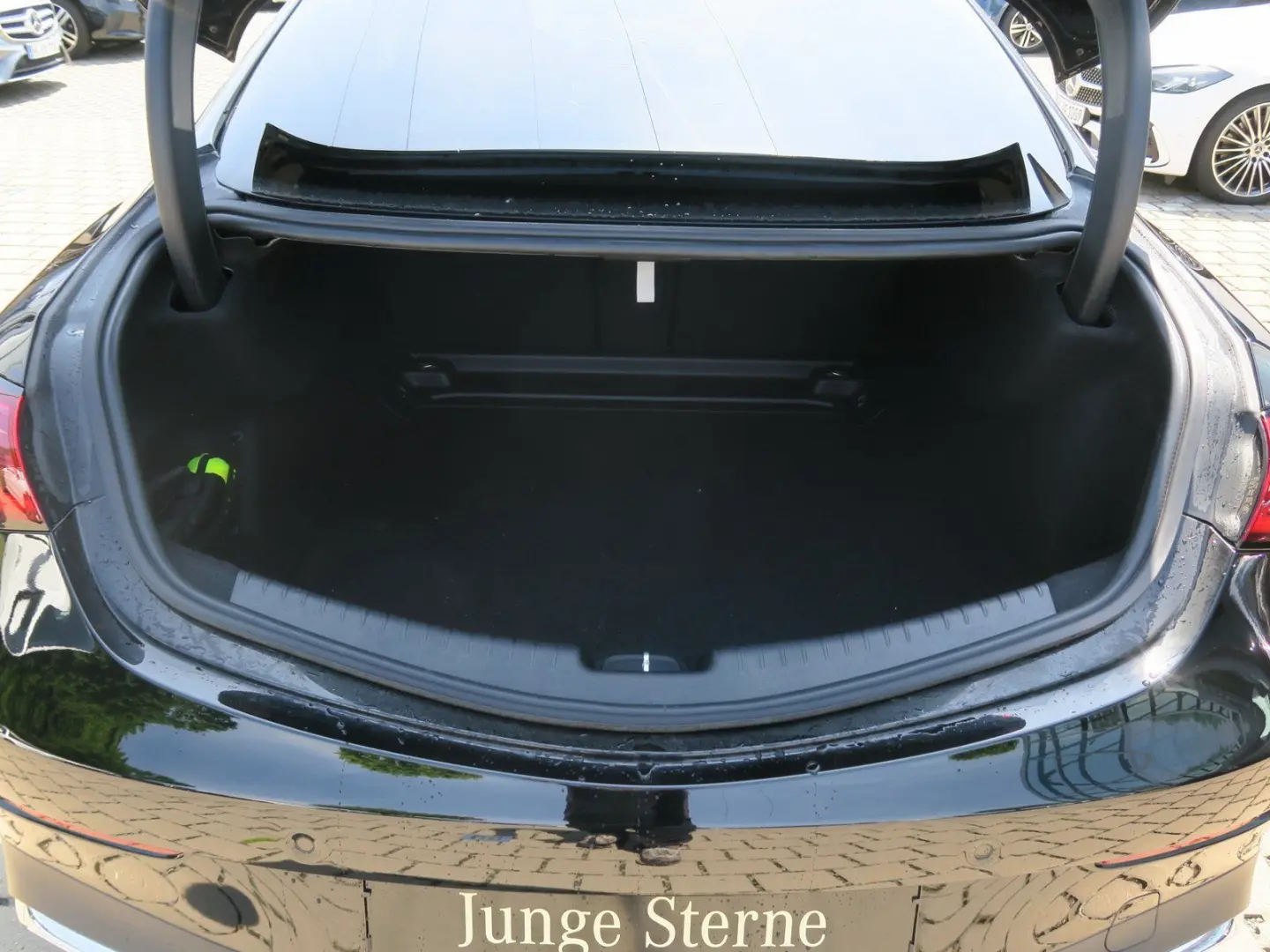 CLE 200 AMG Line 4Matic Pano-Dach Fahrass-Paket
