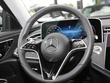 E 450 4M Avantgarde Sitzklima Distronic 360°