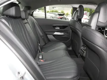 E 450 4M Avantgarde Sitzklima Distronic 360°