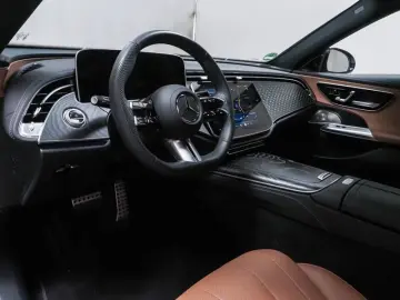 E 300 e 4M AMG-Sport/DIGITAL/360/Burm/Night/20'