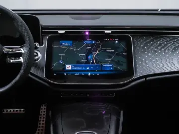 E 300 e 4M AMG-Sport/DIGITAL/360/Burm/Night/20'