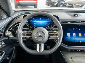 E 200 4M AMG Sport Advanced Superscreen Distr. L