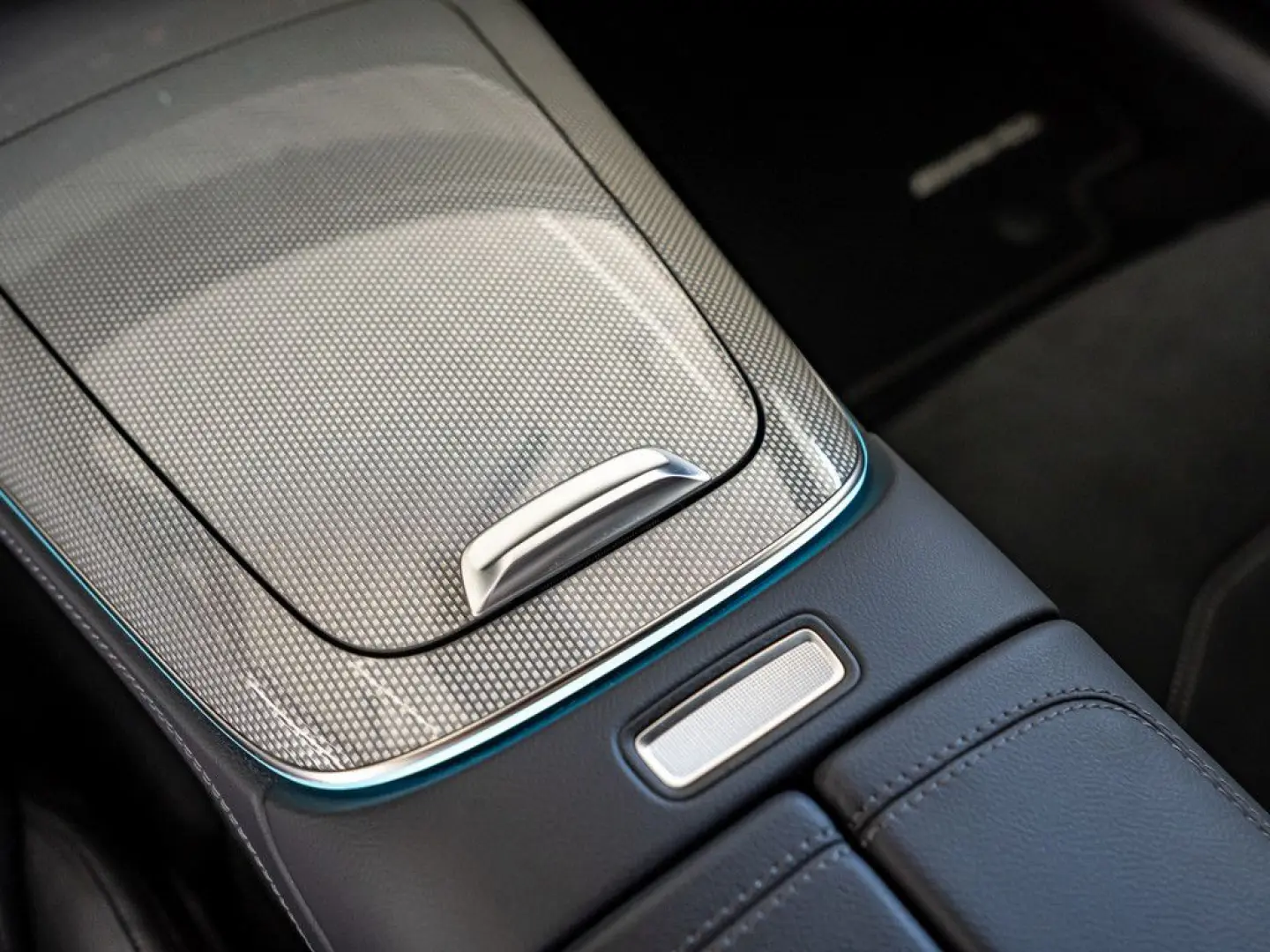 E 200 4M AMG Sport Advanced Superscreen Distr. L