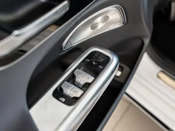 E 200 4M AMG Sport Advanced Superscreen Distr. L