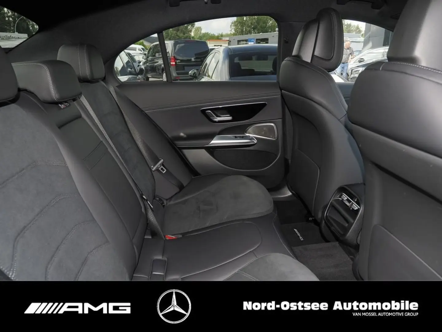 E 300 e 4M AMG PREMIUM KEYLESS 360 AHK BURMESTER