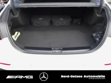 E 300 e 4M AMG PREMIUM KEYLESS 360 AHK BURMESTER