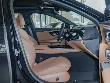 E 220 d 4M AMG-Sport/Pano/Burm4D/Sitzklima/Night