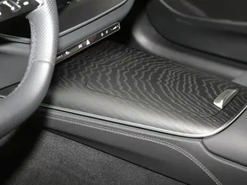 E 450 d 4M AMG Night Superscreen Navi 360° Memor