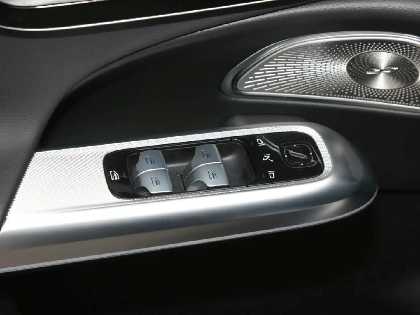 E 450 d 4M AMG Night Superscreen Navi 360° Memor