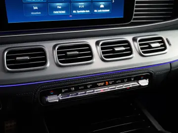 GLE 53 AMG 4M+ Hybrid 0,5% Kreuzspeiche Massage