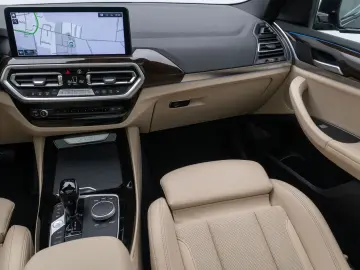 X3 xD30e Panorama 360° HUD DAB HiFi Komfort 21