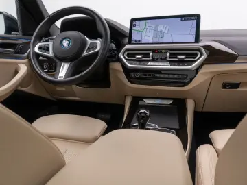 X3 xD30e Panorama 360° HUD DAB HiFi Komfort 21
