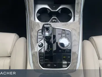 X7 xDrive40i DAPro.LCPro.HuD,Laser,Sthz.Glasapp