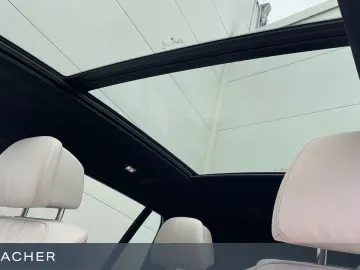 X7 xDrive40i DAPro.LCPro.HuD,Laser,Sthz.Glasapp