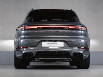 Porsche Cayenne GTS Panorama 22 Zoll SportDesign