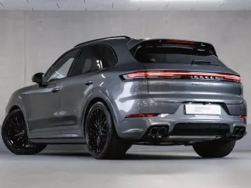 Porsche Cayenne GTS Panorama 22 Zoll SportDesign