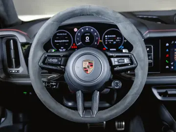Porsche Cayenne GTS Panorama 22 Zoll SportDesign