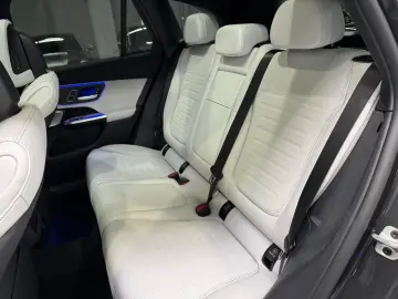 Mercedes-Benz GLC 300 AMG 4MATIC Premium