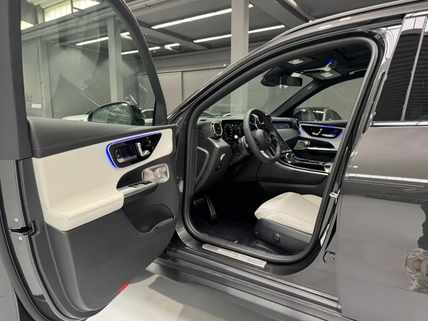 Mercedes-Benz GLC 300 AMG 4MATIC Premium
