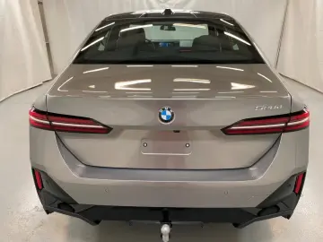 BMW 520d Limousine_M Sport Paket_ACC_Pano_360