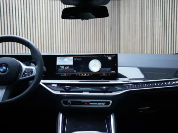 X6 xDrive30d M H&K Sport SoftCl Pano Luft SitzL